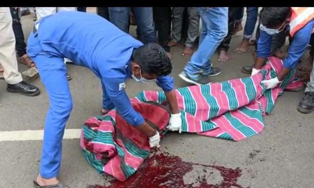 ತುಳಜಾಪುರದಿಂದ ದೇವಿ ದೀಪ ತರುತ್ತಿದ್ದ ಯುವಕ ಸಾವು