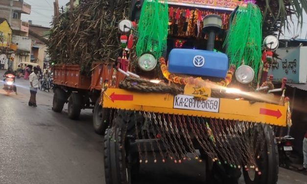 VIDIO : ಚಿಕ್ಕೋಡಿ ಎಸಿ‌ ಸಂತೋಷ ಕಬ್ಬಿನ ಟ್ರ್ಯಾಕ್ಟರ ಓವರ್ ಲೋಡ ಬಗ್ಗೆ ಹೇಳಿದ್ದೇನು?