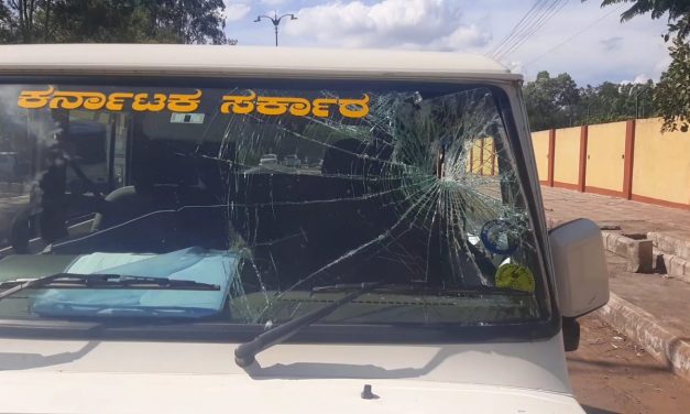 ವಿಡಿಯೋ – ತಾನು ತಪ್ಪಿಸಿಕೊಳ್ಳಲು ಆ ಚಾಲಾಕಿ ಚಾಲಕ ಕಥೆ ಕಟ್ಟಿದ್ದೇನು?