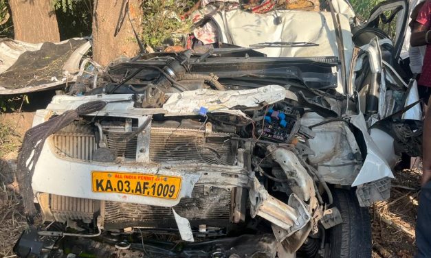 ಭೀಕರ ರಸ್ತೆ ಅಪಘಾತ : ಸ್ಥಳದಲ್ಲಿಯೇ ಐದು ಸಾವು