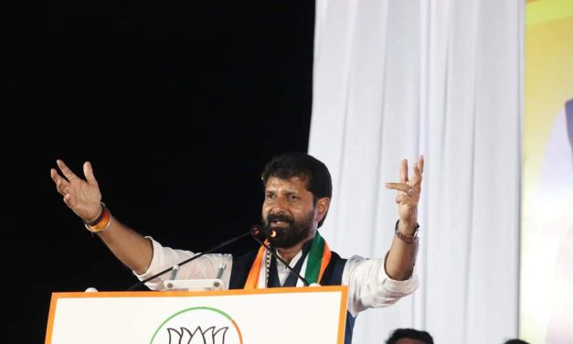 ವಿಡಿಯೋ : ಲಕ್ಷ್ಮಣ ಸವದಿ ನೋಡಿದ್ರೆ ಅಯ್ಯೋ ಪಾಪ ಅನ್ಸುತ್ತೆ ಸಿಟಿ ರವಿ ಹೀಗಂದಿದೆಕೆ?