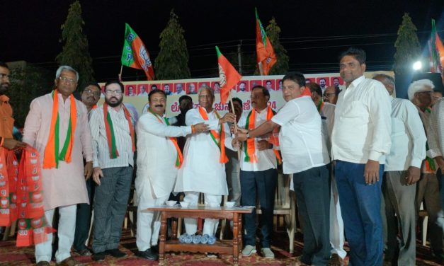 ಶಾಸಕ ರಾಜು ಕಾಗೆ ಆಪ್ತ ಗಜಾನನ ಯರಂಡೋಲಿ ಬಿಜೆಪಿಗೆ ಸೇರ್ಪಡೆ