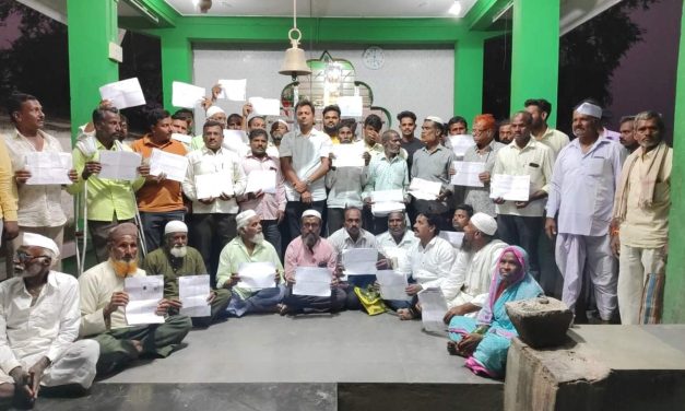 ವಕ್ಪ್ ವಿರುದ್ಧ ಹೋರಾಟ : ದರ್ಗಾದಲ್ಲಿ ರೈತರ ಸಭೆ