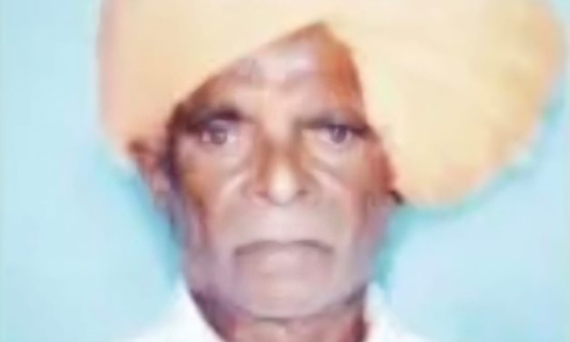 ಕಬ್ಬಿನ ಗದ್ದೆಗೆ ಹೊತ್ತಿದ ಬೆಂಕಿ ಆರಿಸಲು ಯತ್ನಿಸಿದ ವೃದ್ಧ ರೈತ ಬೆಂಕಿಯ ಕೆನ್ನಾಲೆಗೆ ಬಲಿ