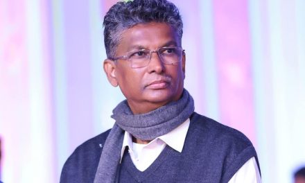 VIDIO – ಪ್ರೊಡ್ಯೂಸರ್ ಡೈರೆಕ್ಟರ್ ಇನ್ನೂ ಎಂಟ್ರಿ ಆಗಿಲ್ಲ ನಾವು ಎಕ್ಟಿಂಗ್ ಮಾಡುವರು ಅಷ್ಟೇ ಪ್ರಾಡ್ಯೂಸರ್ ಅಣ್ಣಾಸಾಹೇಬ ಜೊಲ್ಲೆ ಯಾಕ ಹೀಗಂದ್ರು ಸತೀಶ?