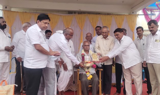 ಶಿವಾನಂದ ಹವಳೆ ಗುರಗಳ ನಿವೃತ್ತಿ : ಗ್ರಾಮಸ್ಥರಿಂದ ಸತ್ಕಾರ