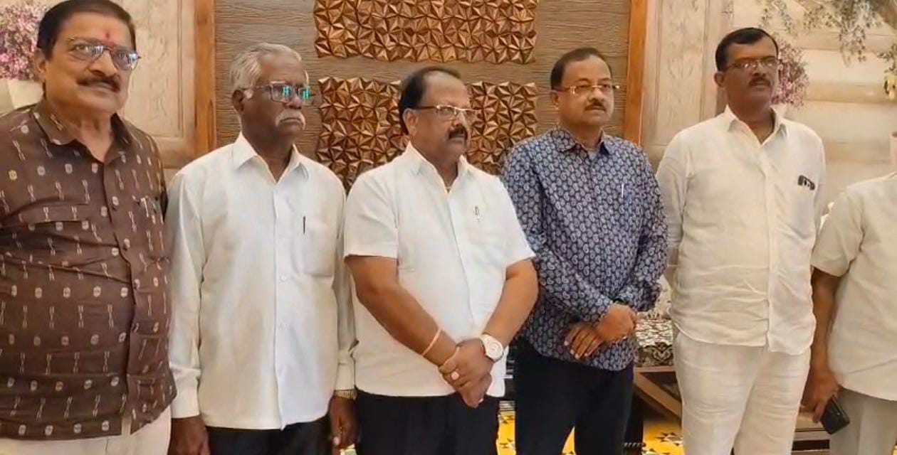 ಏನಾಗತ್ತಿದೆ ಹುಕ್ಕೇರಿಯ ರಾಜಕೀಯ : ಸಂಕೇಶ್ವರ ಪಟ್ಟಣದಲ್ಲಿರುವ ಹಿರಣ್ಯಕೇಶಿ ಸಕ್ಕರೆ ಸಹಕಾರಿ ಕಾರ್ಖಾನೆ ಜೊಲ್ಲೆ ತಕ್ಕೆಗೆ