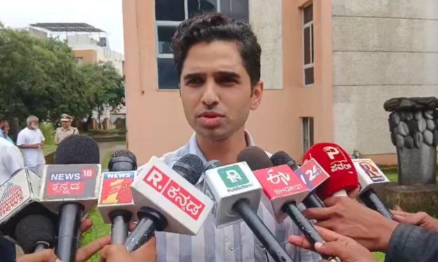 ಗಣೇಶ ಮಂಡಳಿಗಳ ಜೊತೆ ಸಭೆ ಮಾಡಿದ ಬೆಳಗಾವಿ ಡಿಸಿ – ಸಭೆ ಬಳಿಕ ಡಿಸಿ ಮಹಮ್ಮದ ಹೇಳಿದ್ದೇನು?