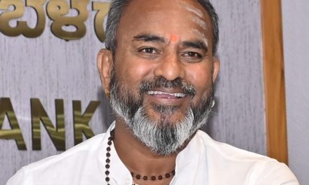 VIDIO – ದಿ.ಉಮೇಶ್ ಕತ್ತಿ ನೆನದು ಭಾವುಕರಾದ ರಮೇಶ್ ಕತ್ತಿ : ಕಾಣದ ಕೈಗಳು ಇವತ್ತು ನಮ್ಮನ್ನು ದೂರ ಮಾಡಲು ಪ್ರಯತ್ನ ಮಾಡುತ್ತಿವೆ ರಮೇಶ ಕತ್ತಿ