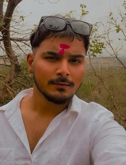 ಮೊಬೈಲ್ ನಲ್ಲಿ ವಿಚಿತ್ರವಾಗಿ ಡೆತ್ ನೋಟ್ ಬರೆದು ಅರ್ಚಕರ ಮಗ ಸಾವು