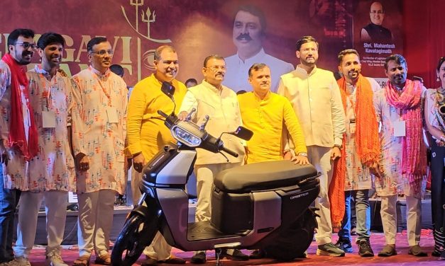 ‘ಆರ್ಬಿಟರ್’ ಎಲೆಕ್ಟ್ರಿಕ್ ವಾಹನವನ್ನು ಲಾಂಚ್ ಮಾಡಿದ ಹೈ-ಟೆಕ್ ಟಿ.ವಿ.ಎಸ್ – ದಸರಾದಿಂದ ದೀಪಾವಳಿ ವರೆಗೆ ವಿಶೇಷ ಆಫರ್ ಇಂದೇ ತ್ವರೆ ಮಾಡಿ