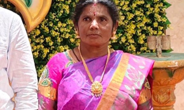 ಮಗ ಲವ್ ಮ್ಯಾರೇಜ್, ತಾಯಿಗೆ ಬೆಂಕಿ ಹಚ್ಚಿದ ಹುಡುಗಿ ತಂದೆ