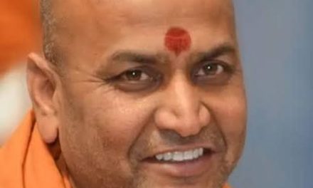ಕನ್ನೇರಿ ಅದೃಶ್ಯ ಕಾಡಸಿದ್ದೇಶ್ವರ ಶ್ರೀಗಳಿಗೆ ವಿಜಯಪುರ ಜಿಲ್ಲಾ ಪ್ರವೇಶ ನಿರ್ಬಂಧ – ಇಲ್ಲಿದೆ ಸಂಪೂರ್ಣ ಮಾಹಿತಿ