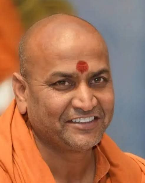 ಕನ್ನೇರಿ ಅದೃಶ್ಯ ಕಾಡಸಿದ್ದೇಶ್ವರ ಶ್ರೀಗಳಿಗೆ ವಿಜಯಪುರ ಜಿಲ್ಲಾ ಪ್ರವೇಶ ನಿರ್ಬಂಧ – ಇಲ್ಲಿದೆ ಸಂಪೂರ್ಣ ಮಾಹಿತಿ