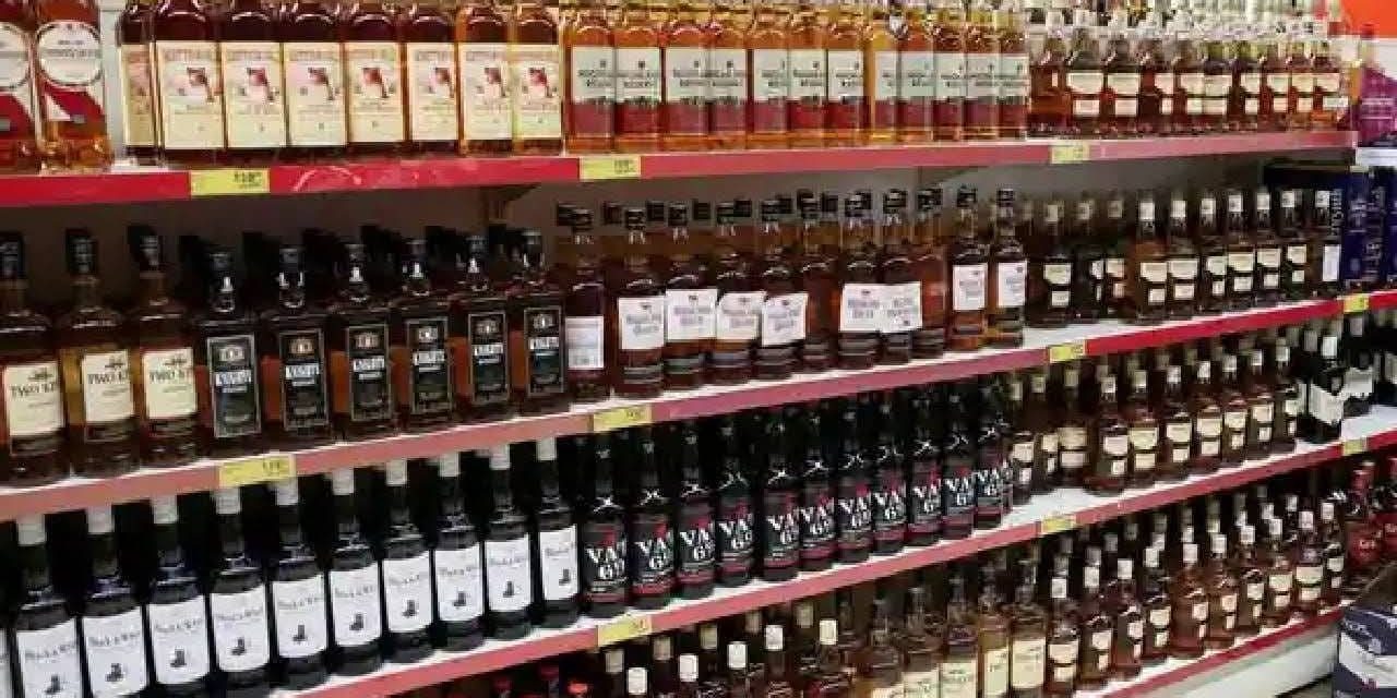 ಬೆಳಗಾವಿ ಜಿಲ್ಲೆಯಲ್ಲಿ ಮದ್ಯದ ಅಂಗಡಿಗಾಗಿ ಅರ್ಜಿ ಆಹ್ವಾನ ನಿಮ್ಮ ತಾಲೂಕಿಗೂ ಅವಕಾಶ