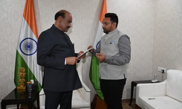 ನಾಡದ್ರೋಹಿ ಎಂಇಎಸ, ಶಿವಸೇನೆಗೆ ಬಿಸಿ ಮುಟ್ಟಿಸಿದ್ದ ಬೆಳಗಾವಿ ಡಿಸಿ ವಿರುದ್ಧ ಹಕ್ಕುಚುತಿಯ ದೂರು – ಇಲ್ಲಿದೆ ಸಂಪೂರ್ಣ ‌ಮಾಹಿತಿ