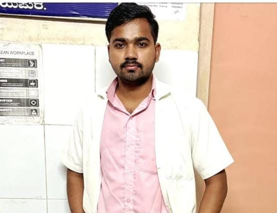 VIDIO – ಅಥಣಿ ಸಾಯಿ ಜ್ಯೋತಿ ಪ್ಯಾರಾಮೇಡಿಕಲ್ ಕಾಲೇಜ್ ಉಪನ್ಯಾಸಕ ವಿದ್ಯಾರ್ಥಿನಿ ಅಪಹರಿಸಿ ಪರಾರಿ..!