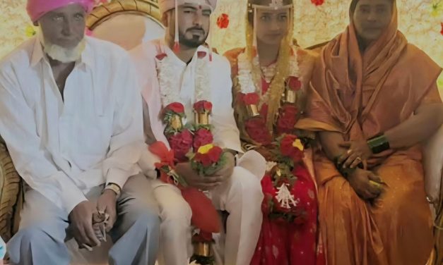 ಮಾನವೀಯತೆ ಮೆರೆದ ಮುಸ್ಲಿಂ ದಂಪತಿ : ಅನಾಥ ಹಿಂದೂ ಯುವಕನಿಗೆ ಶಾಸ್ತ್ರೋಕ್ತ ವಿವಾಹ